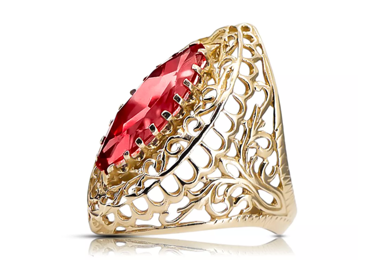 Ring Ruby 14K Yellow gold Vintage Jewlery vrc090y